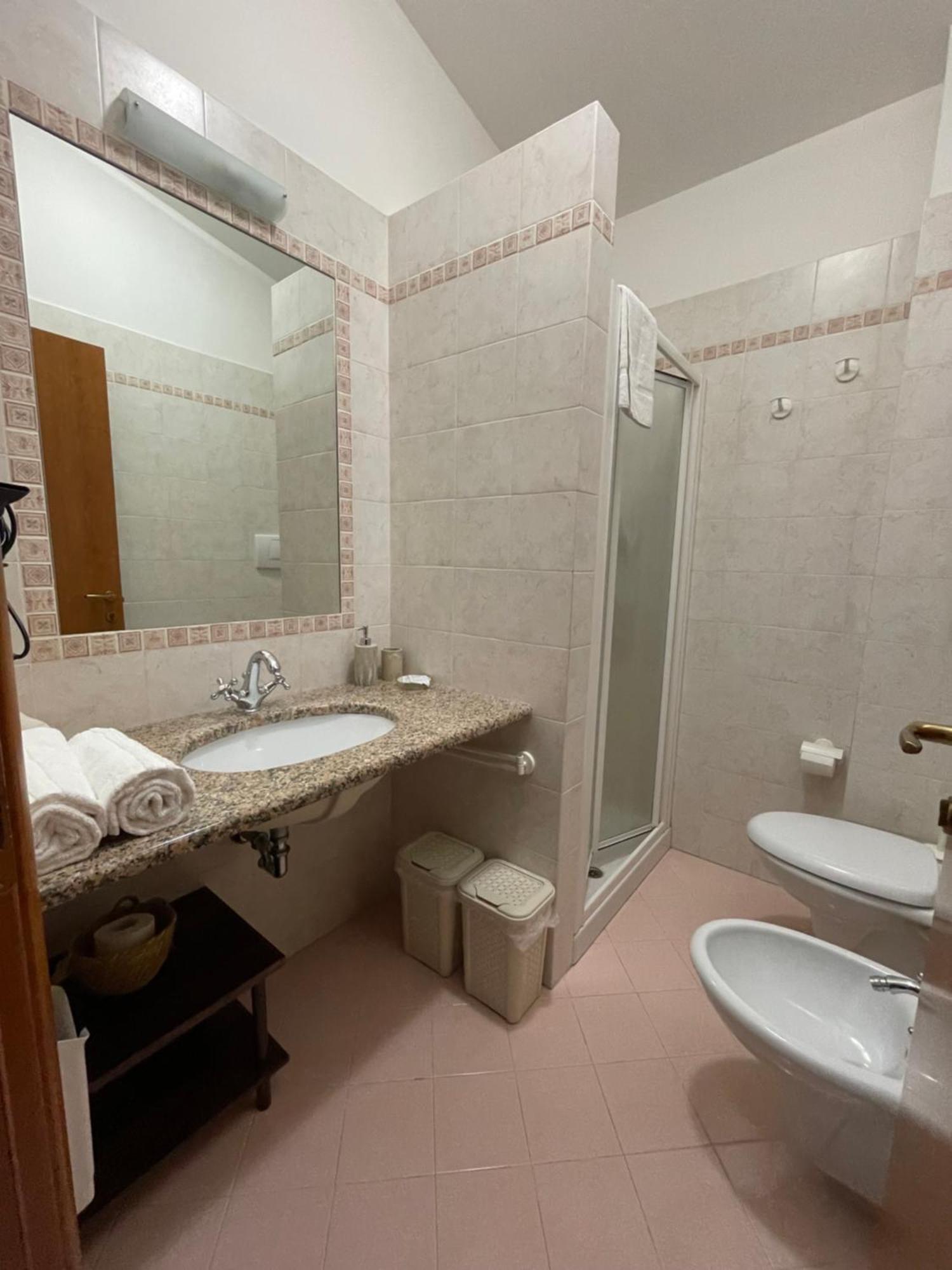 Arra Camere Sirolo - Rooms & Suite Eksteriør billede