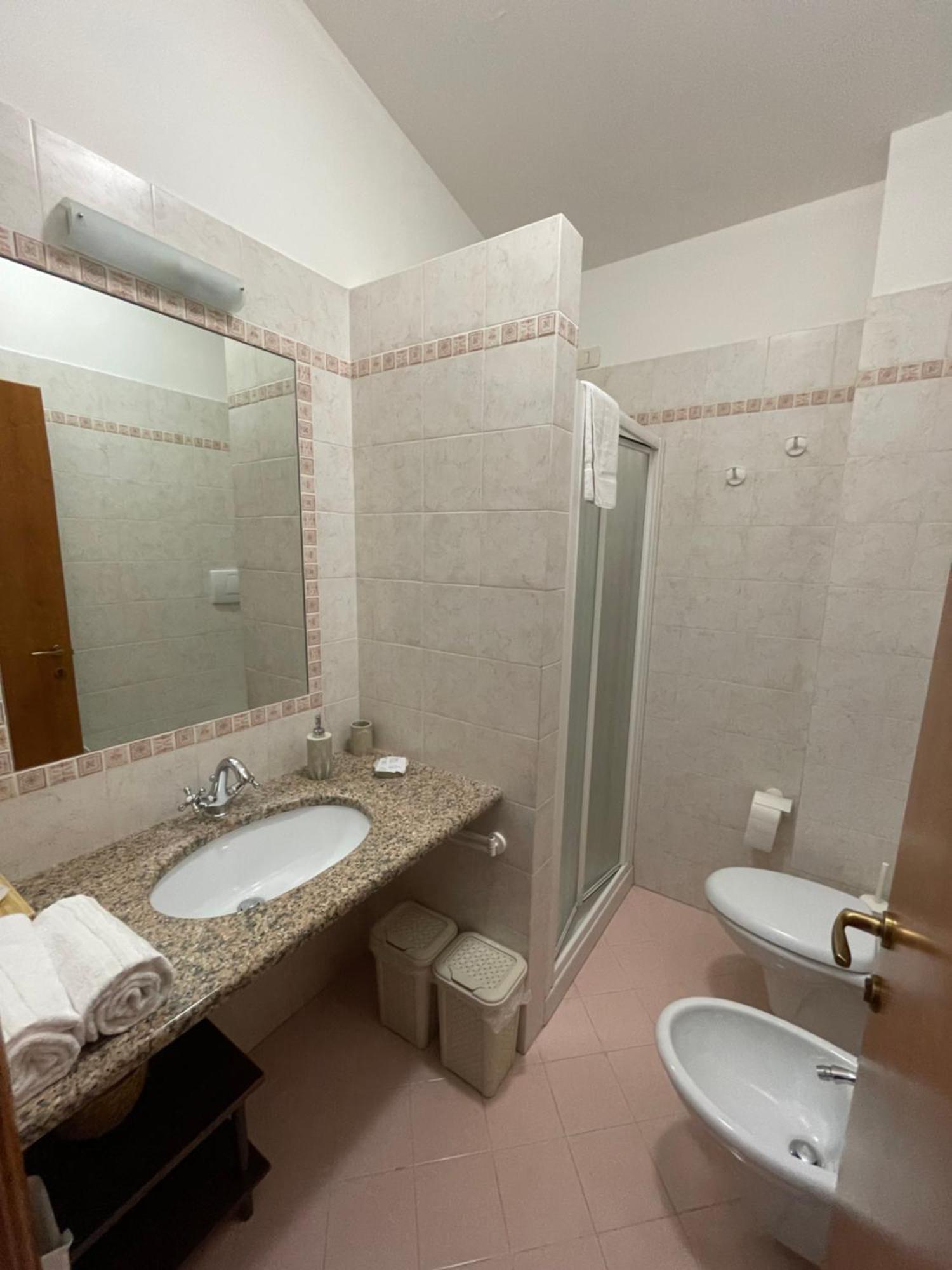 Arra Camere Sirolo - Rooms & Suite Eksteriør billede